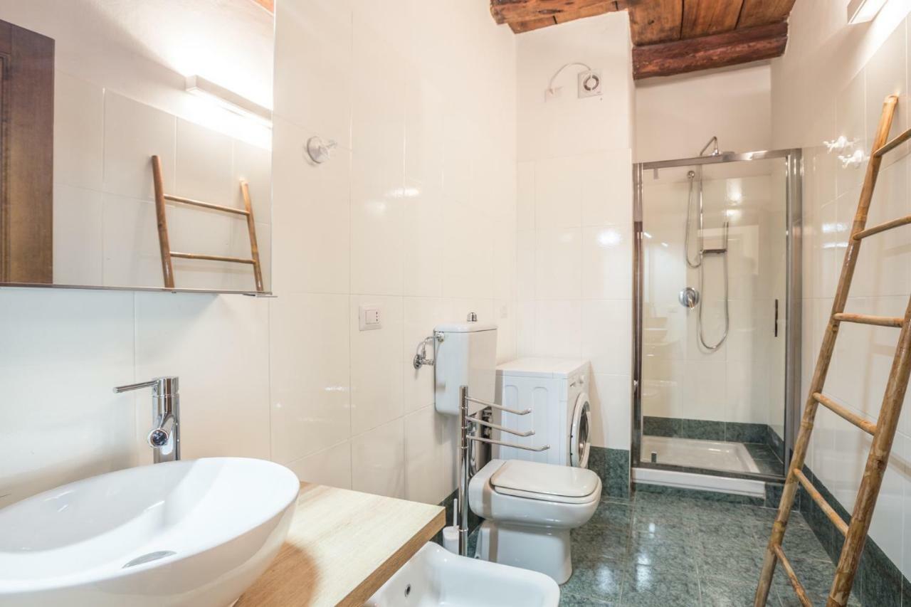 بولونيا Palazzo Bocchi - The Place Apartments المظهر الخارجي الصورة